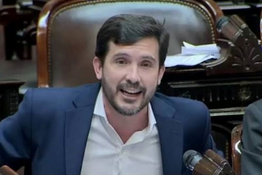 LuisSpasiuk's tweet photo. "Desde la oposición tenemos la oportunidad de construir una verdadera alternativa en Misiones en 2027" https://t.co/HAWdTDNjjo

@MartinArjol 

@Jmo2011 https://t.co/JVz5IwA3G7