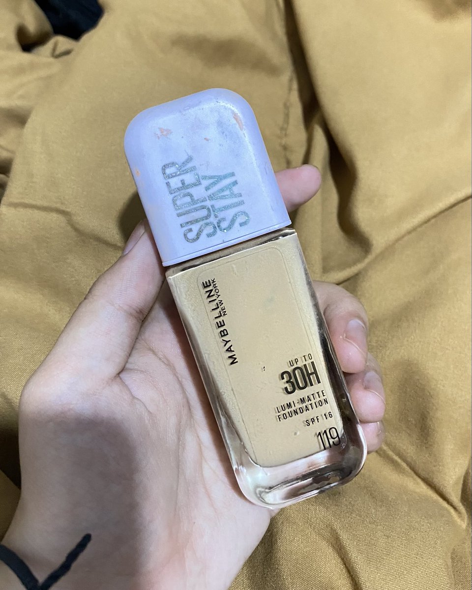 Midthorn's tweet photo. wts preloved maybelline foundation lumi matte shade 119 

dom jatim
💵 50k 
exp 07 2028
avail co oyen 🍊

pl karena udh move ke skintint

#wts #zonauang #zonajajan #zonabu https://t.co/kVvrrzH8Wn