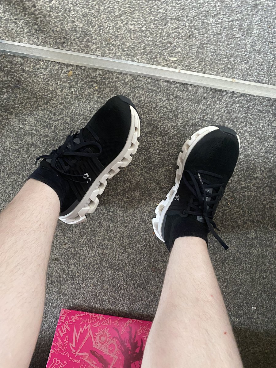 LilaLolaFeet's tweet photo. Princess got some new trainers, what would you pay to see what’s underneath? 😏
⁺⋆♱ feet fettish selling content lesbians womanfeet altgirlfeet footworship barefoot shoeplay sweatyfeet simp goon findom finsub Footsub⁺⋆♱
#feetlovers #toepics #solesdaily #archedfeet #sweatysneakers