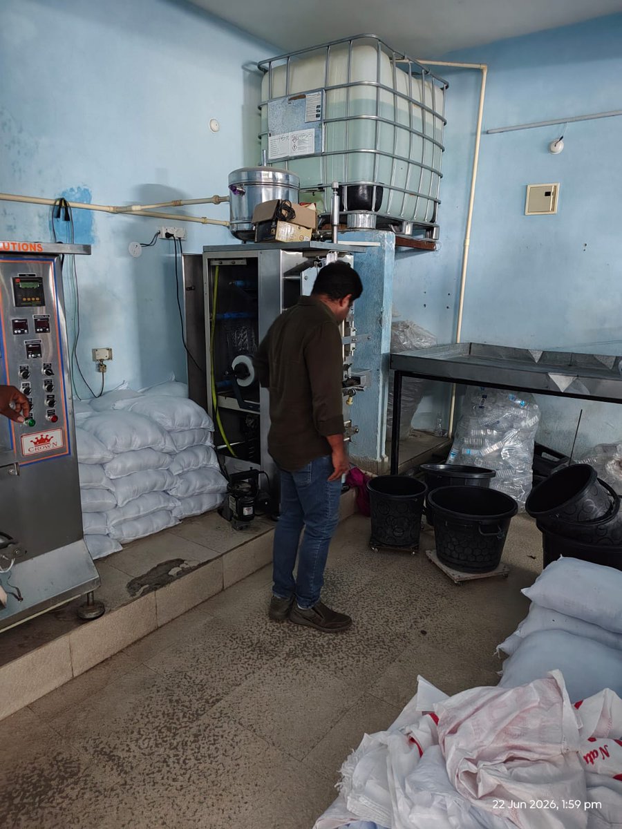 CMC_Offcl's tweet photo. 💧 Food Safety Inspection Drive | 3

Establishment: Natural Aqua (Packaged Drinking Water Unit)
📍 Rodamestry Nagar, Gajularamaram Circle
📅 22.06.2026

As part of regular food safety inspections across Cyberabad, CMC Food Safety teams conducted a Pre-License Inspection at Natural Aqua.

✅ Good Practices Observed
• Properly sloped flooring with no water stagnation
• Wastewater diverted into a rainwater harvesting pit
• Walls and ceilings found free from dust and cobwebs

⚠️ Observations
• Food handlers were not using headcaps, gloves, or aprons
• Bottling unit lacked proper barriers/mesh to prevent pest and dust entry
• Pest control, medical fitness, and cleaning schedule records were not available
• NOC for groundwater extraction was not obtained
• Water analysis report was incomplete, with no microbial analysis
• FSSAI license for the transportation vehicle was not available
• NABL certification for packing materials was not produced
• Application documents were not properly self-attested

🛠️ Action Taken
• Drinking water samples collected for laboratory analysis
• FBO instructed to rectify all observations and resubmit the application with complete documentation for further processing

📋 Hygiene Assessment
🏆 101/158 Marks (64%)

Safe Water. Better Standards. Healthier Cyberabad. 
💧
#FoodSafety #PackagedDrinkingWater #NaturalAqua #PublicHealth #SafeWater #CyberabadMunicipalCorporation #FoodSafetyFirst #TeamCMC

@jayesh_ranjan @TelanganaCS @TelanganaCMO @IPRTelangana @MC_Cyberabad @HiHyderabad @ZC_SLP @ZC_Kukatpally1 @zcquthbullapur @GummallaSrijana