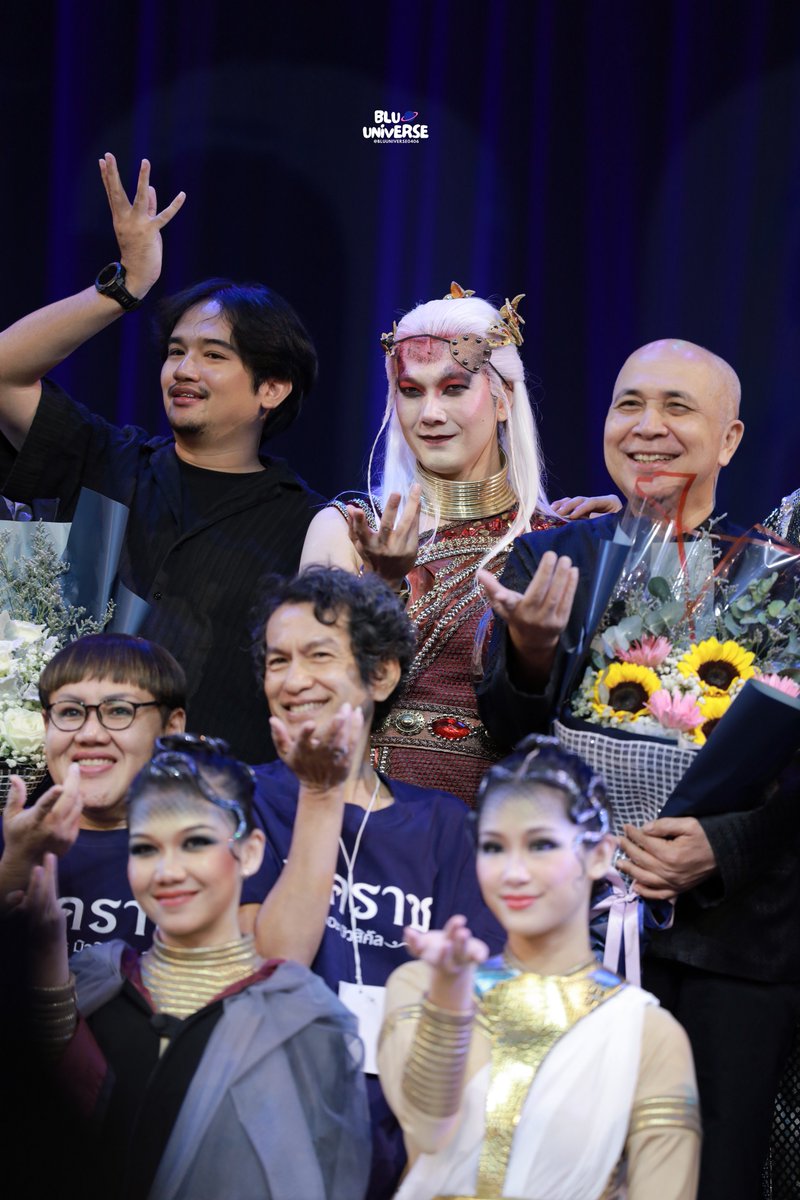 bluuniverse0406's tweet photo. ชอบท่าโพสพญานาคของคุณผกกมาก  แบบใหม่ แบบไม่ซ้ำ

#วายุจักรนาคราชD3
#นาคราชเดอะมิวสิคัล
#ทีมพญาวายุจักร
꒰ @JakeB4rever #BuildJakapan ꒱ 
#Beyourluve 

#bluuniversepic https://t.co/yVZF0oRJXQ