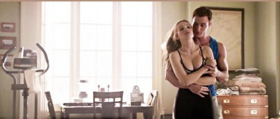 nyuki_malkia's tweet photo. This series is insane ....every sex  scene felt too real https://t.co/kQIDXWFPW0
