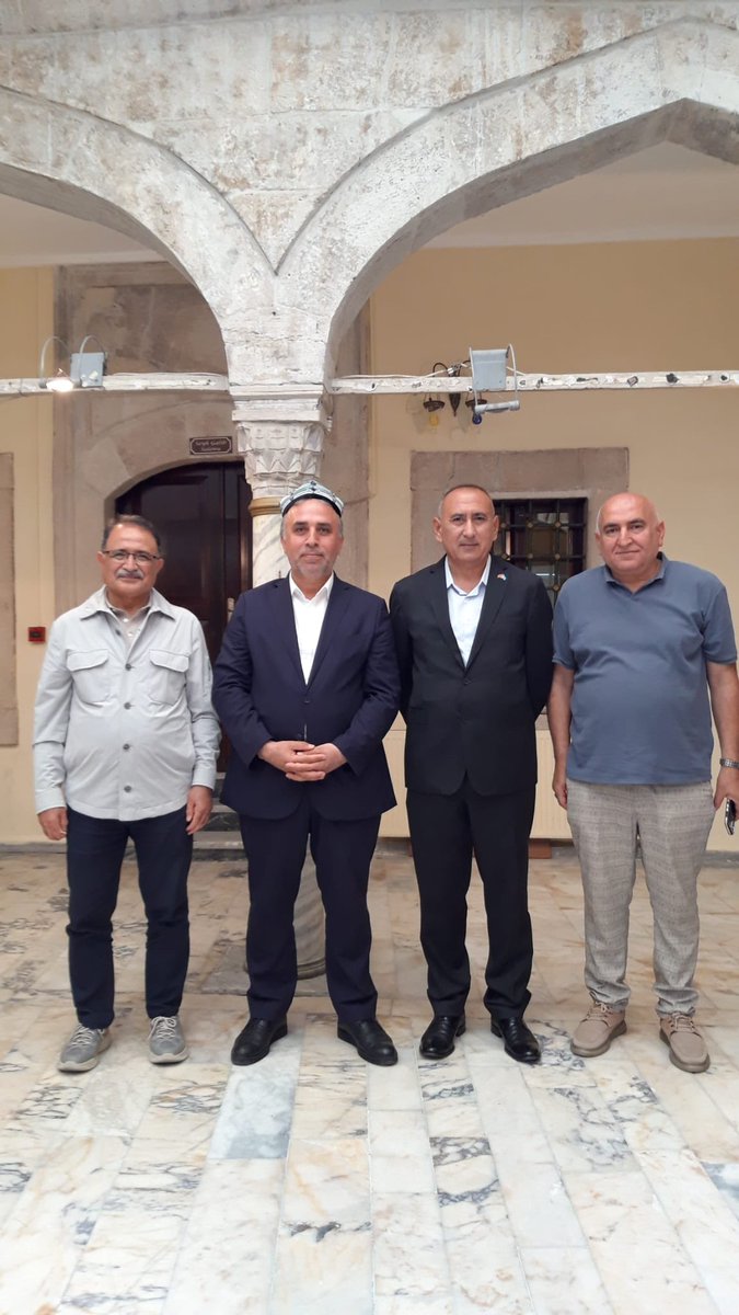 tybistanbul's tweet photo. Doğu Türkistan Vakfı Başkanı Prof. Dr. Abdülhamid Avşar Türkiye Yazarlar Birliği İstanbul Şube Başkanı Mahmut Bıyıklı’yı ziyaret etti. https://t.co/LdokffOQ5t