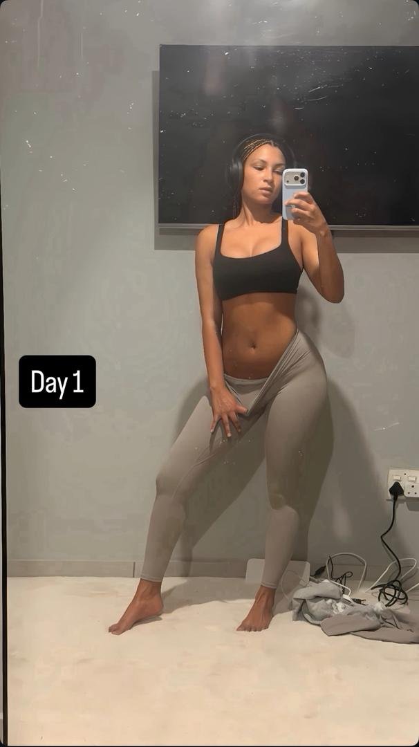 Malita71348734's tweet photo. She's fire 🔥 🥵 https://t.co/ZdPiVeGdgq