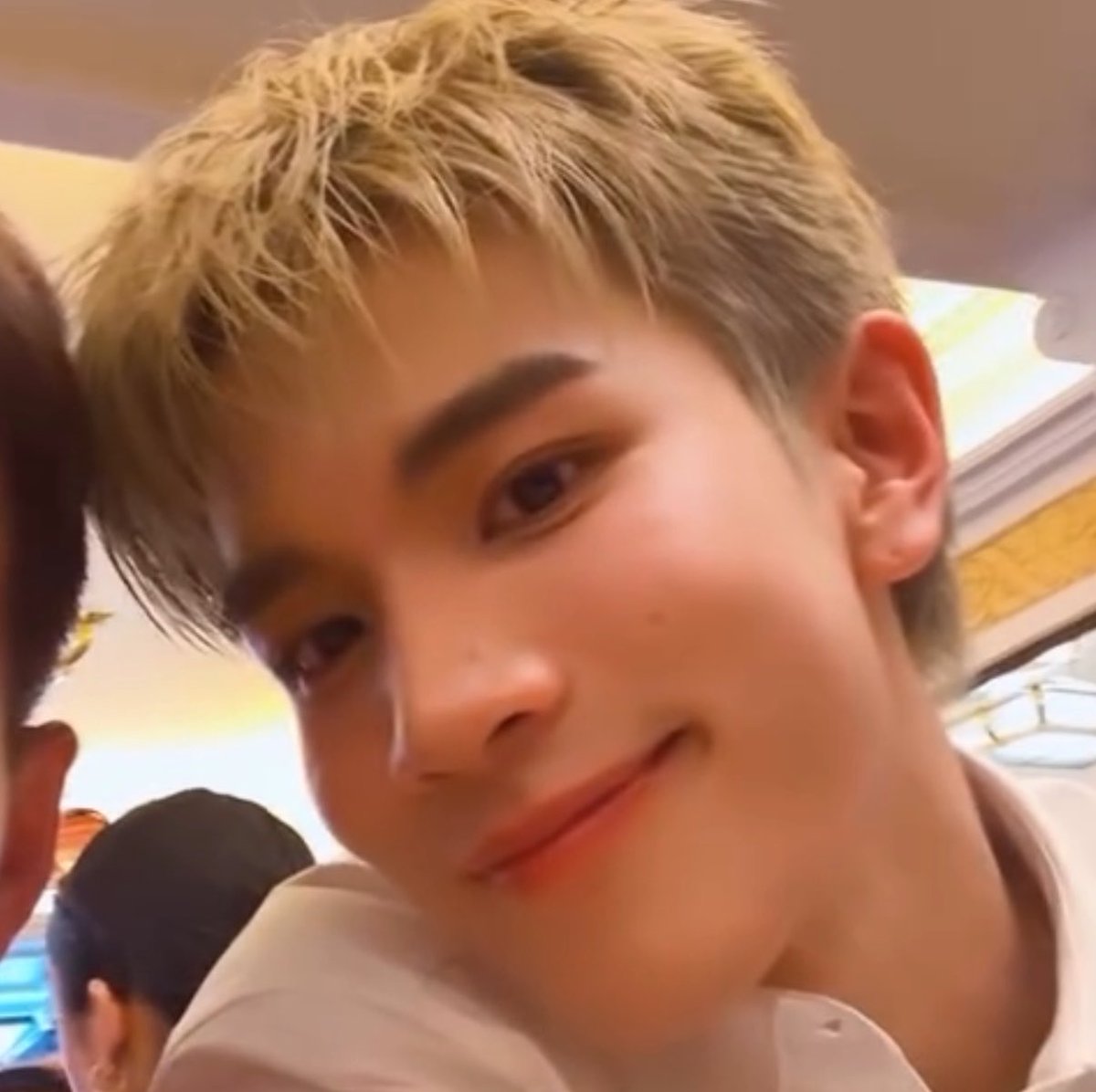 onedayspn's tweet photo. คุณหนู LV 🥺🥺🥺 น่ารักมากกกก ช้านใจจิแตก น่ารักๆๆๆๆㅠㅠㅠㅠㅠㅠㅠㅠㅠㅠㅠㅠㅠㅠㅠㅠㅠㅠㅠㅠㅠㅠㅠㅠㅠ

FOURTH PARIS MOMENTS WITH LV
#LVMenSS27 #LOUISVUITTON
#LouisVuittonxFourth
#Fourthnattawat #โฟร์ทณัฐวรรธน์ https://t.co/NFmrdlWsD5