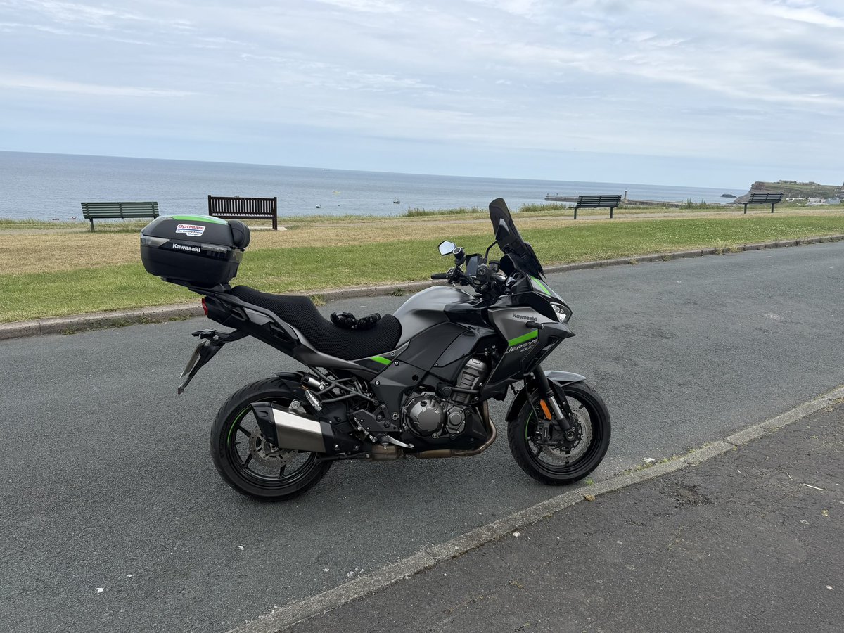 bobmcguire8's tweet photo. Got out for a couple of hours today, not quite sure how often i will get out dealing with a swerved ball at the moment but just wanted to thank @maja_kenney @gruffaloscoot @gazzadaz for the stickers on my top box still got a few to put on #Motorbikes #Respite https://t.co/z5KjYz6Syp