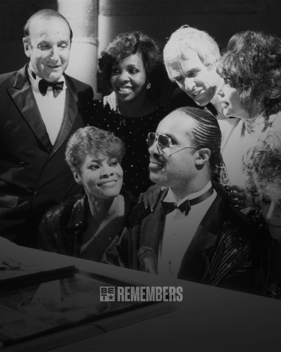 BET's tweet photo. The man behind the music that shaped our lives. 🕊️🖤

Music mogul, Clive Davis helped shape the careers of Whitney Houston, Aretha Franklin, Alicia Keys and countless others. He had an ear for greatness that was unmatched. Rest well. https://t.co/uy5WhOdSiI