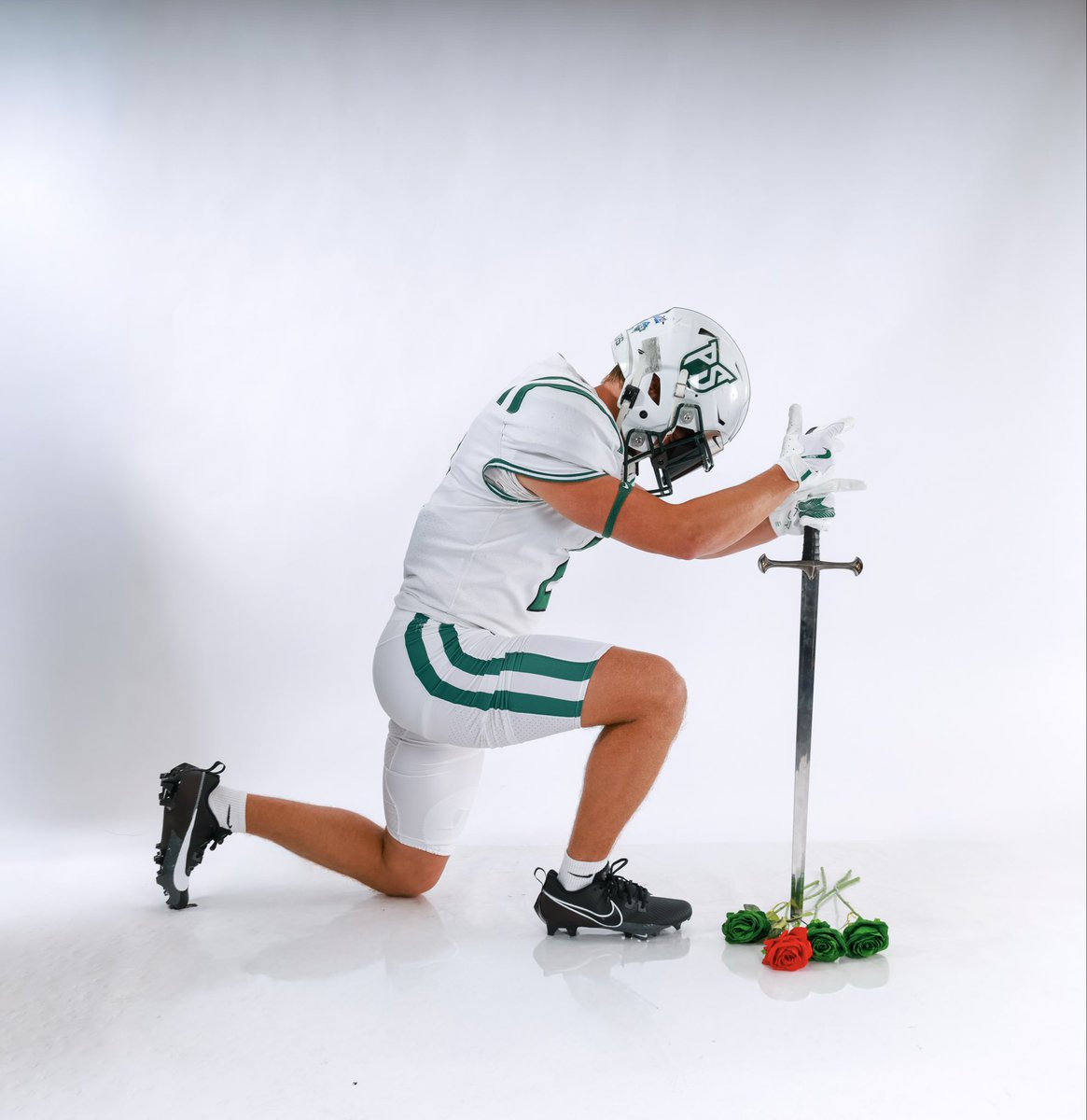 ColeHachmeister's tweet photo. I had a great time at Portland St for my Official Visit! I want to thank @CoachFisk @CJ_Jordan7 and @coachmattadkins for showing me such a great time! @BrandonHuffman @adamgorney @AndrewNemec @flyguyhuey5 @coachferraro77 @JordanJ_ https://t.co/K3HUbvETrU
