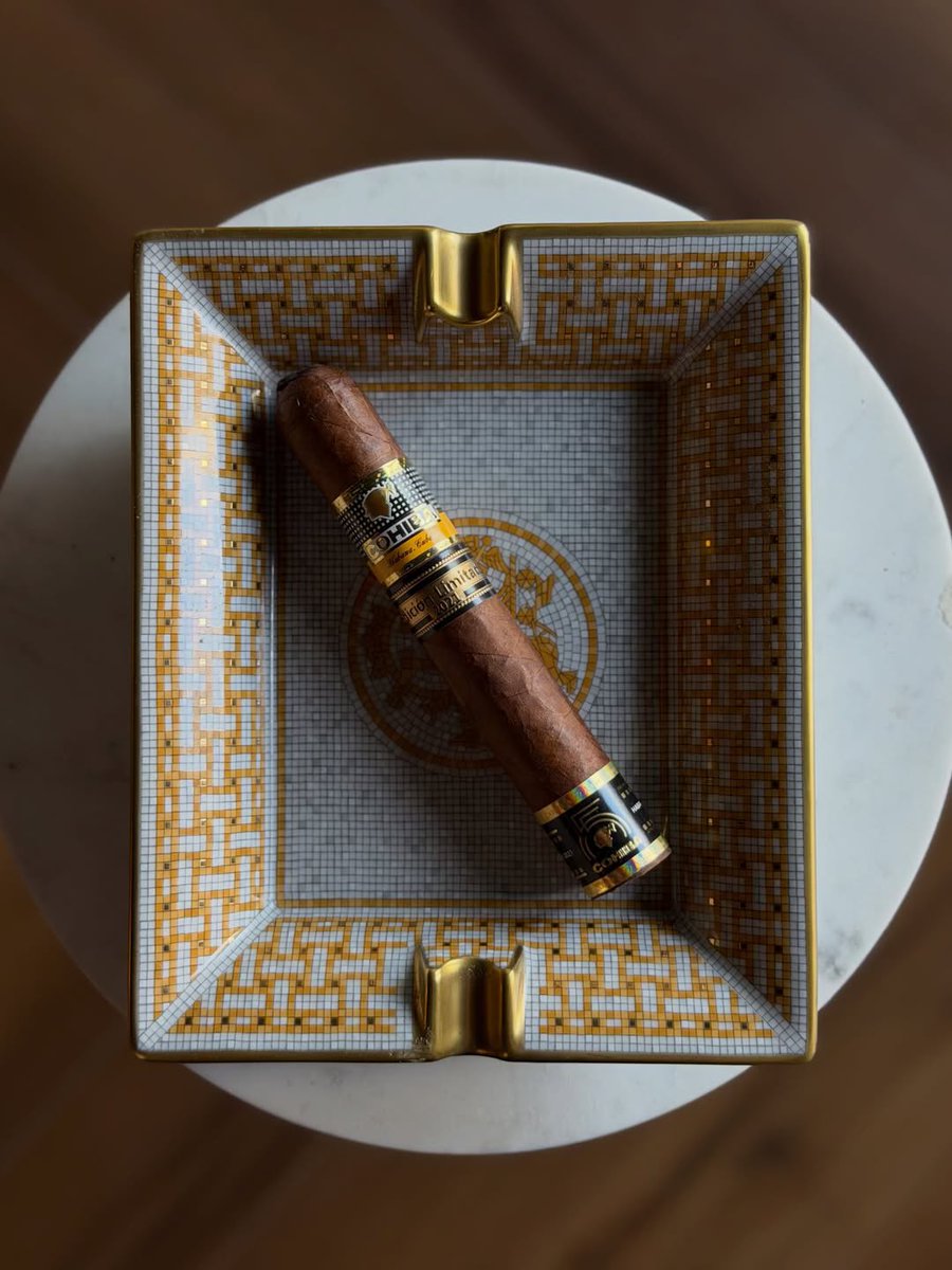 Habanos_Oficial's tweet photo. Some moments become a way of life. 

This June, #MyCohiba60Moment unites aficionados worldwide in celebrating Cohiba’s excellence, sophistication and exceptional enjoyment. Share yours for a chance to be featured on our official channels. https://t.co/JWJkVsPqIU