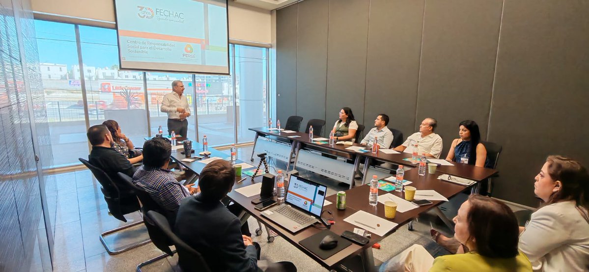 Clumin_Chih's tweet photo. ¡Después de nuestra Sesión de Lanzamiento, damos inicio a las Sesiones del Comité de Responsabilidad Social del Clúster Minero de Chihuahua! 🤝✨

Agradecemos a todos los miembros que nos acompañaron.¡La responsabilidad social la construimos juntos! 

#CLUMIN #CRS #CentroPERSÉ https://t.co/2QyQCoLjv4