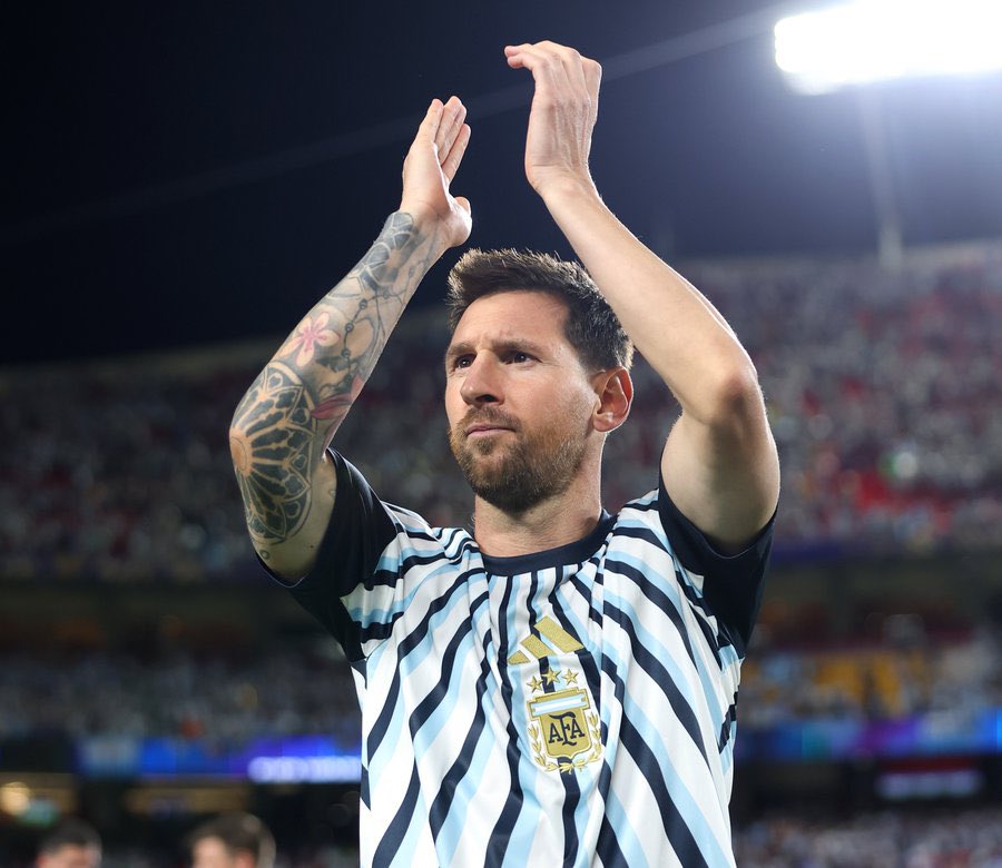 israelDF_'s tweet photo. 🇦🇷 Leo Messi misses his penalty wow 😮 https://t.co/hEIWSeILf4