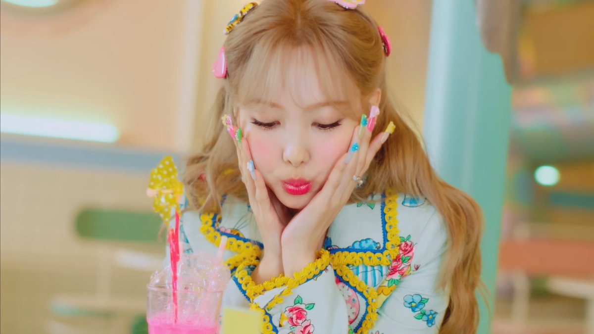 PopBase's tweet photo. 4 years ago today, Nayeon of TWICE released ‘POP!’ https://t.co/8RTkYPLaUT