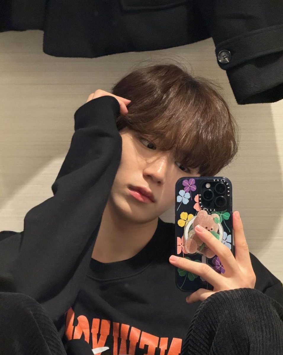 fraehn's tweet photo. sin ánimo de ofender a nadie y con fines de entretenimiento, namping quedaba como anillo al dedo como daon en la versión thai de secret relationships, él y junseo son tan parecidos LQBDLQAOKAO https://t.co/j3M1Gjo6Ns
