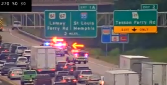ontimestl's tweet photo. SB 270 just B4 Tesson Ferry in the right lane #ontimestl #stltraffic @991JOYFM #991joyfm #joyfmstl https://t.co/W7bvEXWCdB