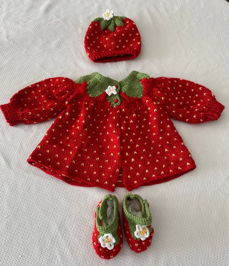 greenvibe's tweet photo. Small details, sweetest memories. 🍓 https://t.co/qSWnHlgfdm