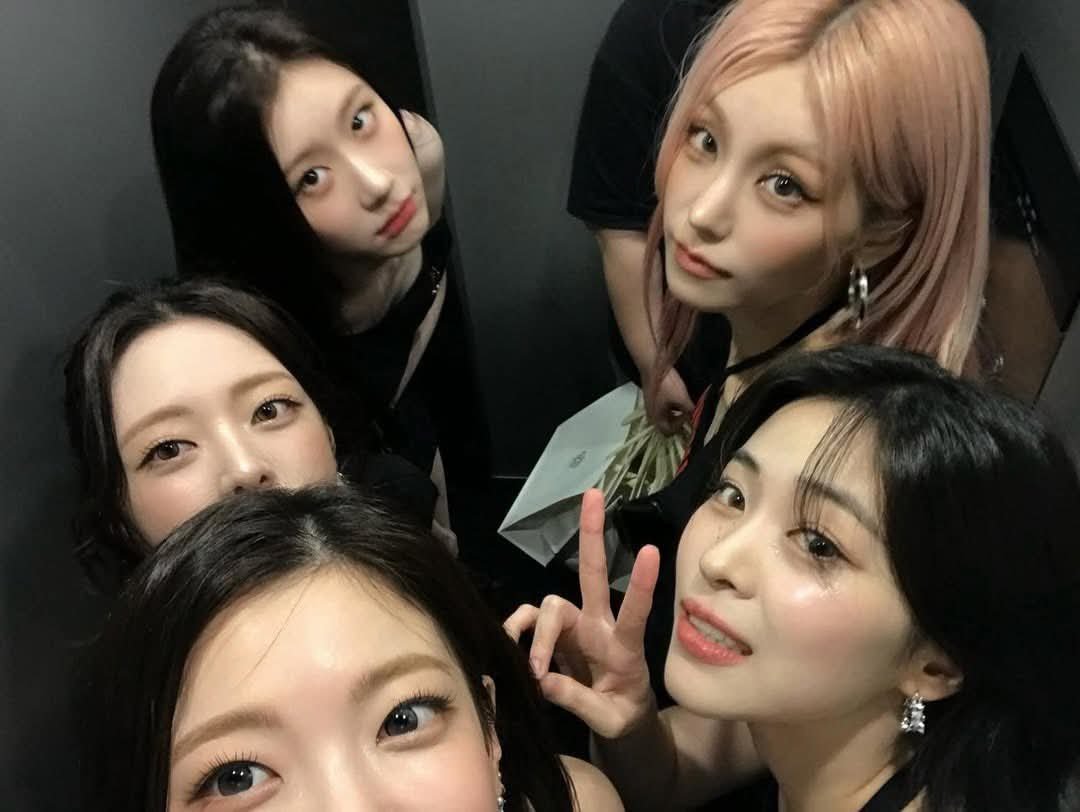ryujinie009's tweet photo. #WTS #LFB ITZY 3rd World Tour <TUNNEL VISION> in Manila🇵🇭
🎟️(1) Box Regular 505 Row F Seat 9 🏷️Price: Php 3,000

rfs: extra ticket
ticket on hand/meet up only

dm me for more details•ᴗ•

#ITZY_TUNNELVISION #ITZY #MIDZY https://t.co/wBlI2kgHx8