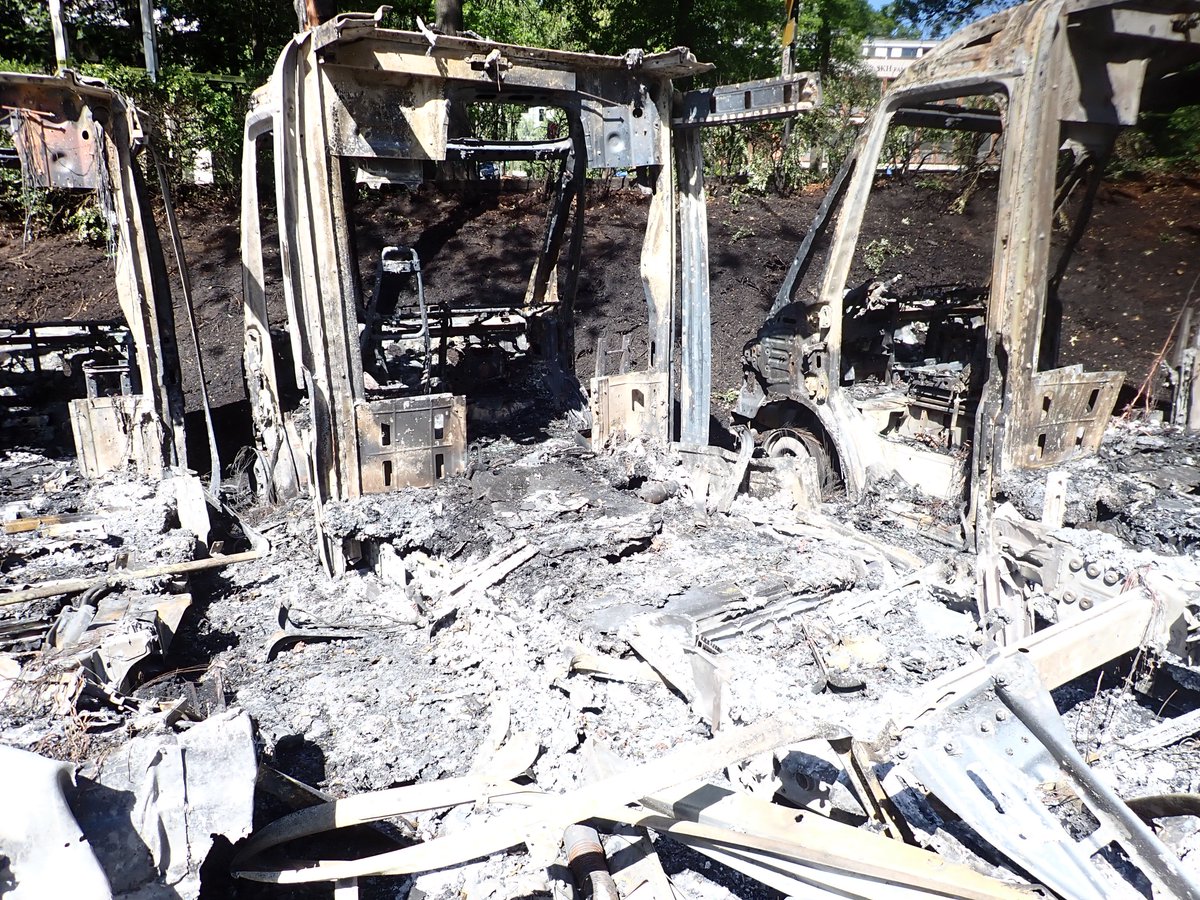 MrAndyNgo's tweet photo. Four Amazon delivery vans were burned down in suspected arson attacks in Portland, Ore. overnight.

No group is known to have yet claimed the attack, but similar attacks by associates of the Rose City Counter-Info Antifa blog have been repeatedly carried out over the years.

Photos by Portland Fire & Rescue.