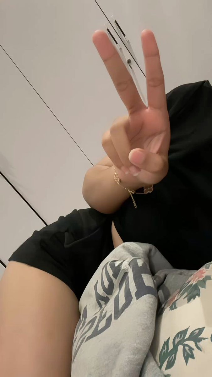 زوجه مغترب صنعانيه tweet media