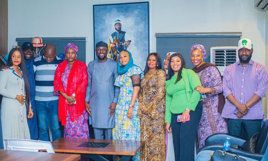 usirupdate's tweet photo. A strategic engagement meeting was held with the Director General of the City Boy Movement, Hon. Francis Shoga, and the National Woman Leader, H.E. Ummusalma Rabiu, in preparation for the forthcoming Kano State Mega Empowerment Program.

@Ummasalmajaruma https://t.co/wyJq5x4kx3