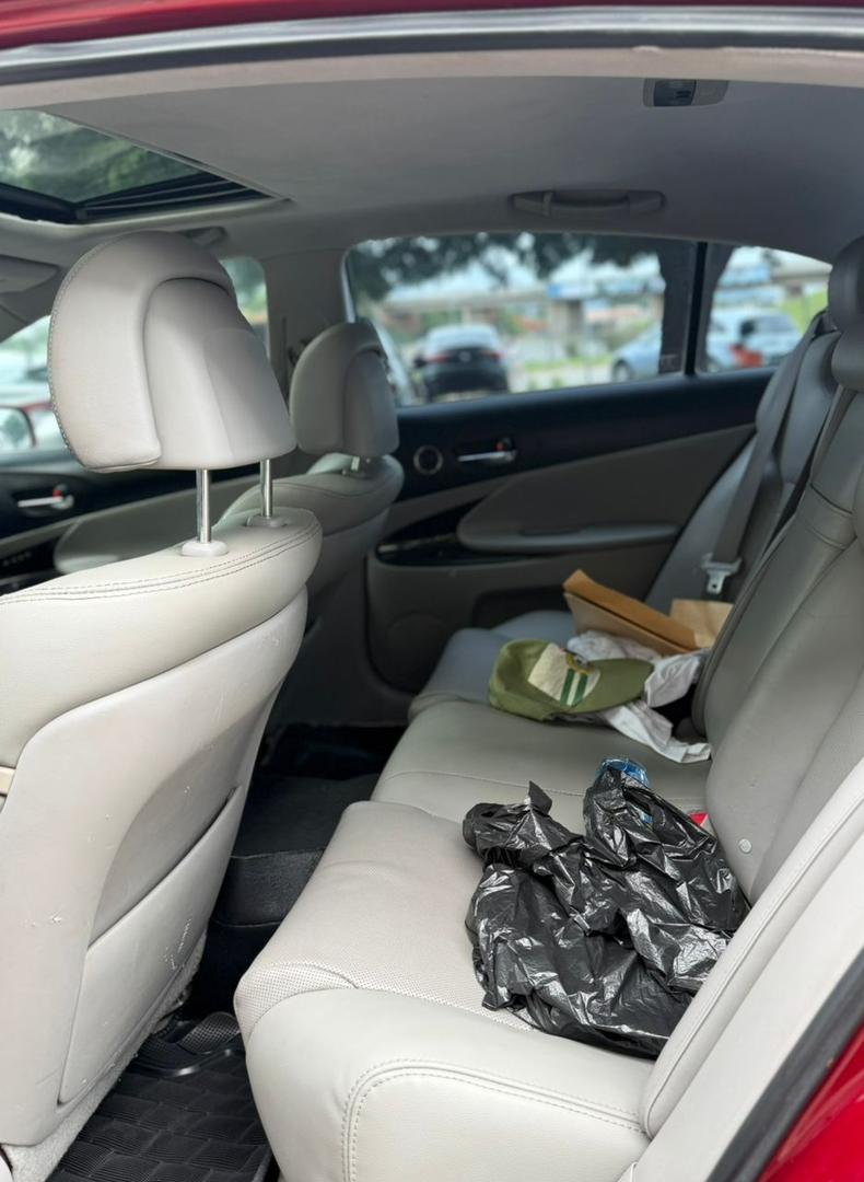DriveXnetwork's tweet photo. An extremely clean used Lexus GS300 2006 model with verify duty paid in excellent condition 
ON WHEELS::
keyless entry
Heated/Ventilated seat 💺
Reverse camera 
Sunroof 
6 cylinder engine 
Duty✅
Nationwide delivery 
Price:N5,200,000m
🆖Abuja
📞08163685976
📞09027278161 https://t.co/ptIbX0Z2j6