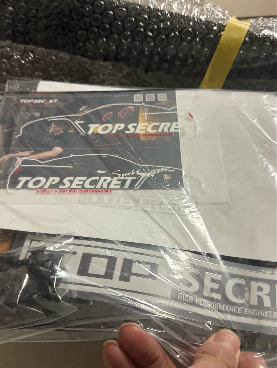 custom_7716's tweet photo. ほぼ毎年top secretから
注文してたけど😌

納期は🏠🚛3ヶ月、半年以上と
言われてきたけど以下の通りでした。

⚫︎ボンネット　　2ヶ月
⚫︎ルーフ　　　　1.5ヶ月
⚫︎GTウイング      2ヶ月
⚫︎リアバンパー　2週間
⚫︎リアアンダー　2ヶ月
⚫︎リアワイド　　3ヶ月
⚫︎リアサイドフィン　2.5ヶ月
⚫︎サイドステップ　3.5ヶ月

実際は数週間から数ヶ月
早く到着したという🙂🤚