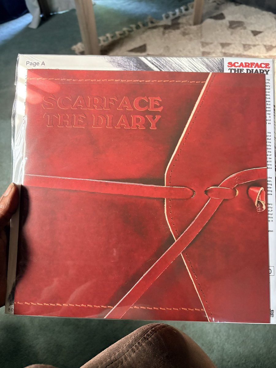 spin_w_td84's tweet photo. I usually say this on sneakers…but 
#doubleup

Some Vinyls/Artist I will always double up on….FACE MOB, is one of them

@GetOnDownTweets INKBLOT SWIRL OBI Exclusive w/ Lyric Booklet and Bonus Track included 
#1127/1500

#mailcall
#mediamail
#FaceMob
#thediary
#vinyl
#getondown https://t.co/uiRJBARXHC