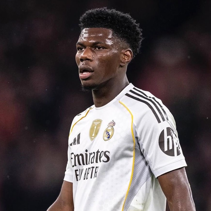 MadridXtra's tweet photo. 🚨 JUST IN: Real Madrid have NOT opened the doors to sell Aurélien Tchouaméni.

Manchester United still consider him as the DREAM replacement for Casemiro. @FabrizioRomano 🇫🇷 https://t.co/JZSfH8JLFt