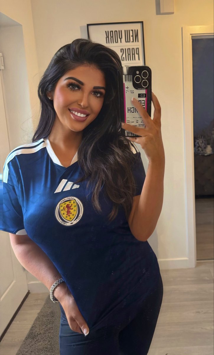 Nikkirobbertson's tweet photo. Football aside…seeing the world fall in love with this country and our people during our World Cup run has made me so proud to be Scottish 💙🏴󠁧󠁢󠁳󠁣󠁴󠁿 https://t.co/qMvKfvae3n