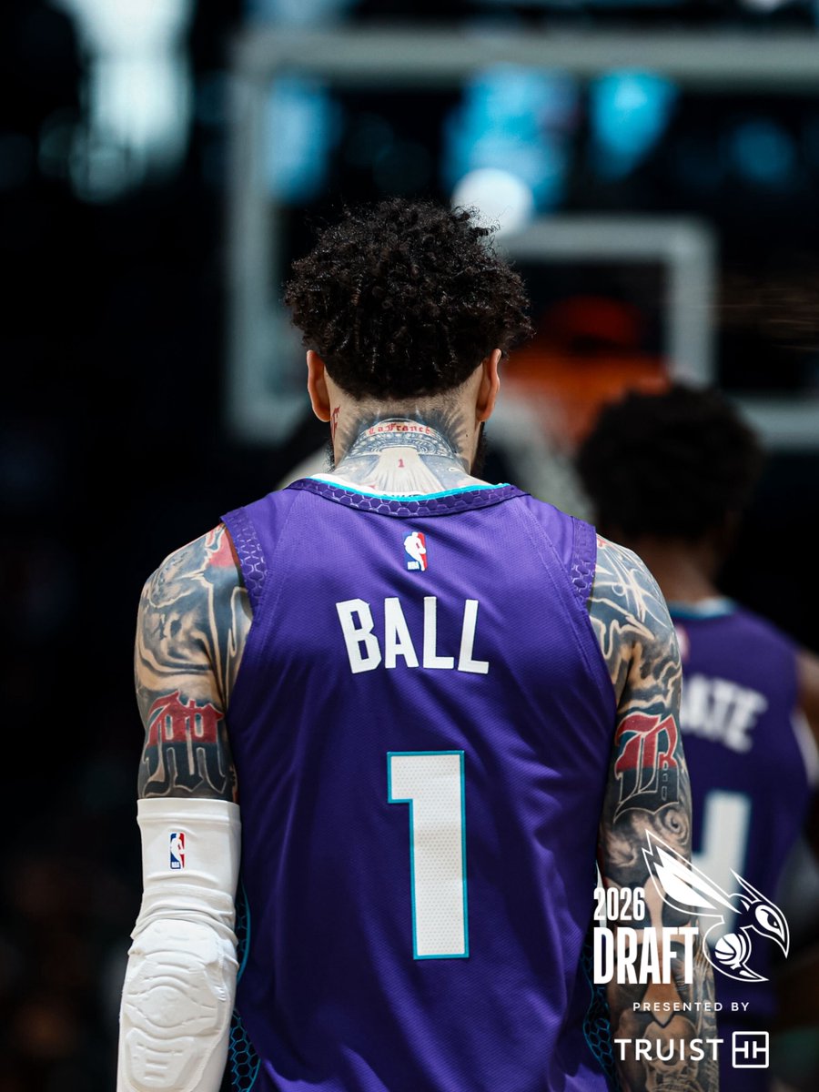 hornets's tweet photo. 1 more day ⌛️

NBA Draft. Tomorrow. 8 PM EST.

@Truist | @MELOD1P https://t.co/h1ffF7pgHf