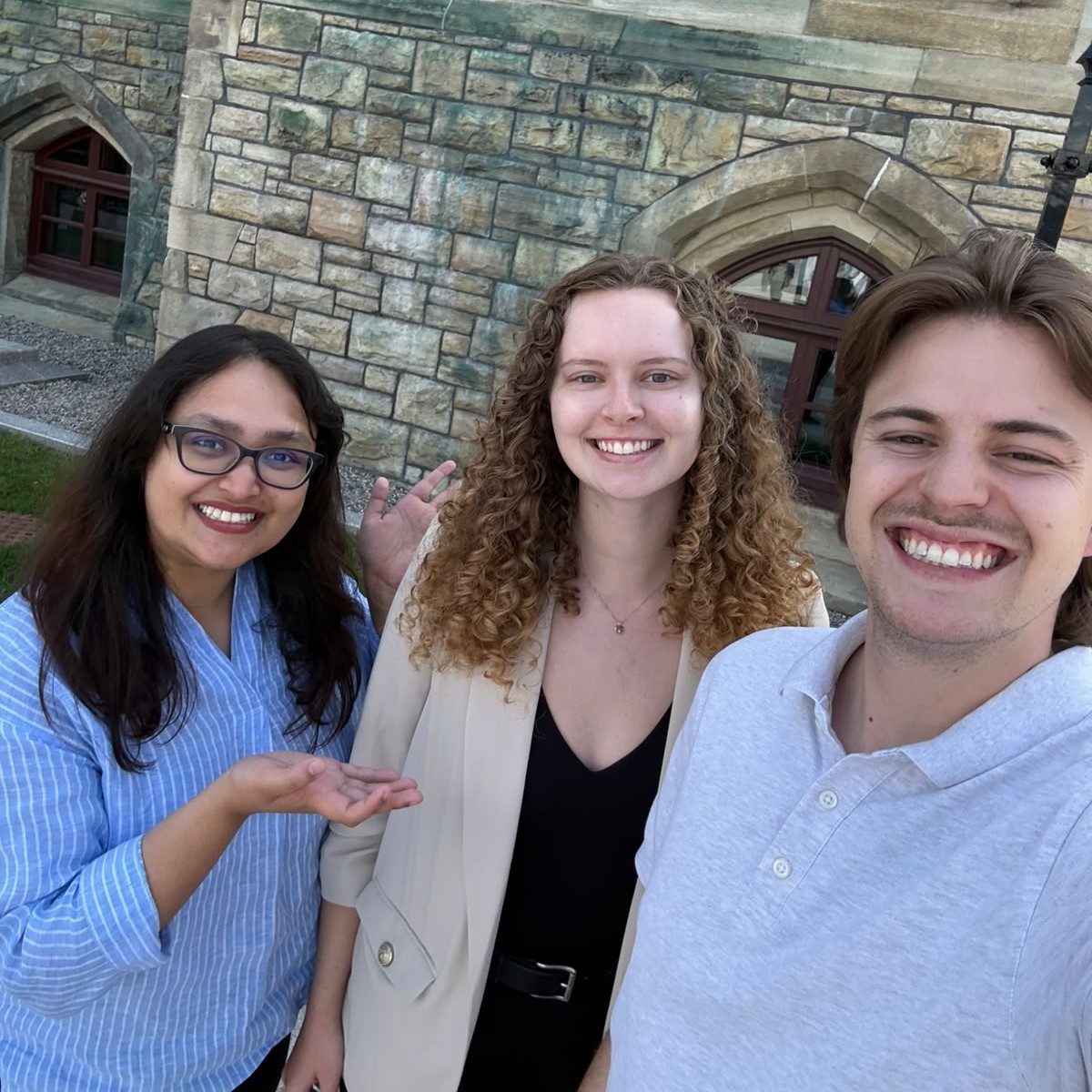 ResultsCda's tweet photo. Say hello to Robin, our new Campaigns Intern 🌟

With academic and professional experience in international development, humanitarianism and advocacy, Robin will be closely supporting Results Canada's upcoming campaigns and advocacy action!

First order of business? Attending Question Period on Parliament Hill ✅