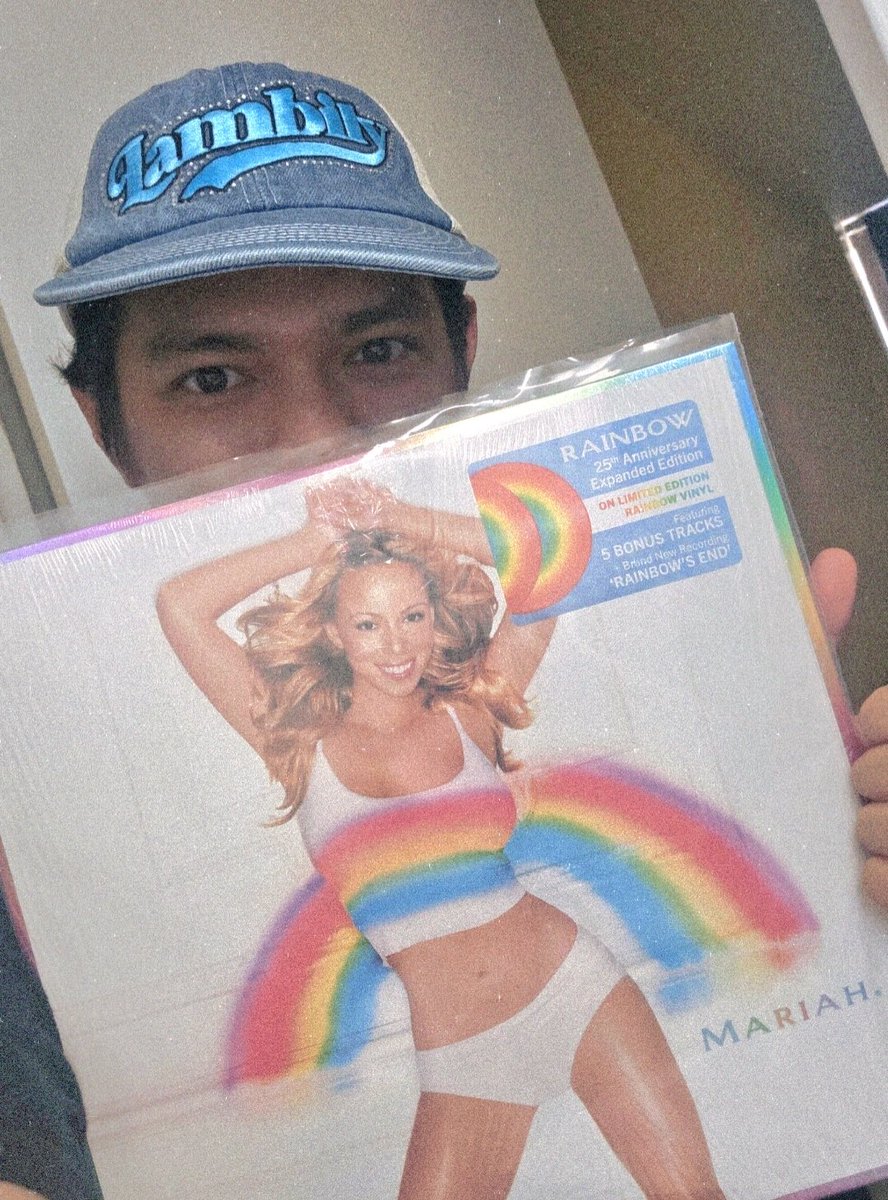 ilambily's tweet photo. Love this hat that @MariahCarey presents us: the #Lambily 😍 definitely a must-have for all Lambily in the land. Get yours https://t.co/n02ffMbfGJ https://t.co/0zI5bddtCT