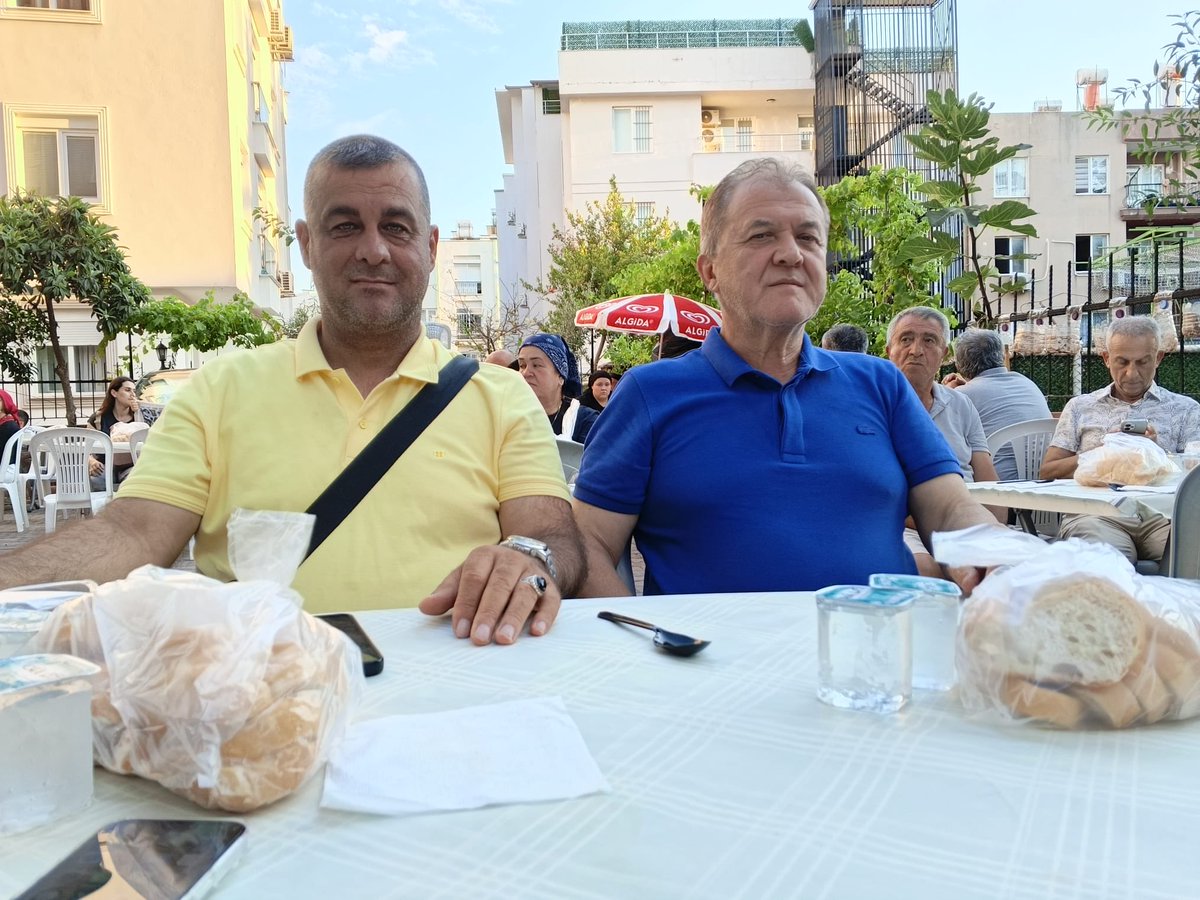 ak_muratpasa's tweet photo. Hemşehrimiz Şükran Turan’ın Vefat Eden Babası Merhum Gürol Turan İçin Okunan Mevlid-I Şerif’e İlçe Başkan Yardımcımız Mustafa Özdemir ve Yönetim Kurulu Üyemiz Kemal Üstündağ Katıldılar..
 
@alicetin_07 @tuncayhayta 
@akpartiantalya7 @akkadnmuratpasa

#GüçlüTürkiye
#GüçlüAntalya
#GüçlüMuratpaşa