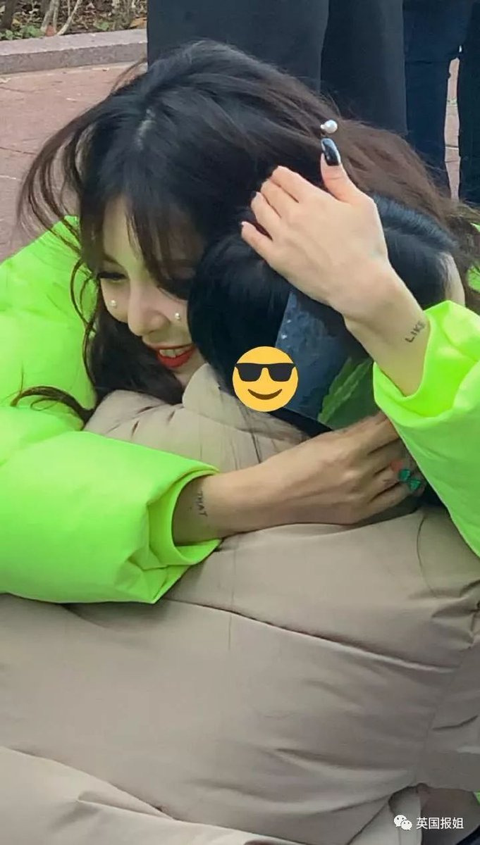 Maa49696159's tweet photo. Missing my person across time zones, but our video calls and shared playlists make every mile feel small. Sending a virtual hug to brighten your day ， https://t.co/BFC1Y4Sucq