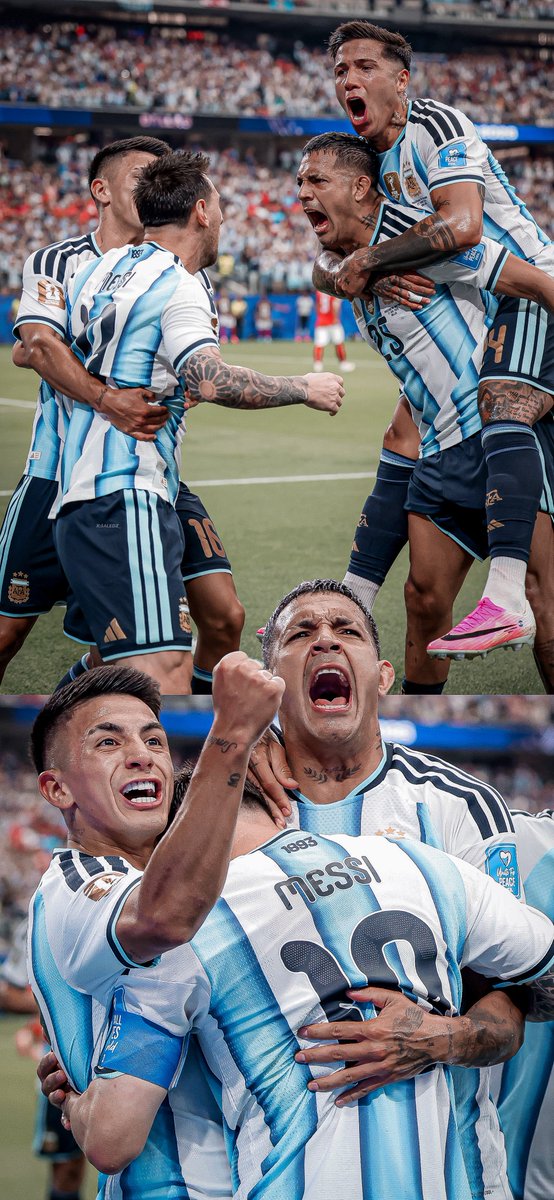 5aledz_'s tweet photo. Whole squad was hyped for Messi's record-breaking goal ✨🇦🇷 https://t.co/0YeQ7r2UGr