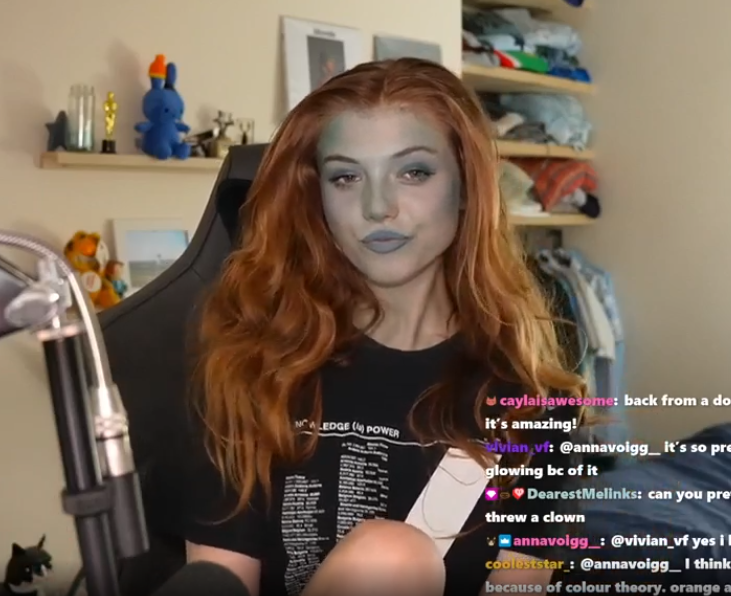 Molly tweet media