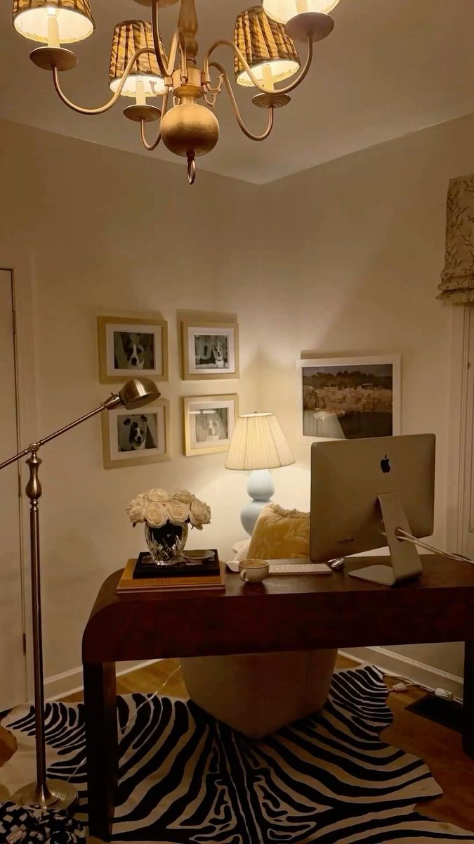 maysaturno's tweet photo. deixe o pinterest montar sua casa 𓍢ִ໋🌷͙֒

. Iiving room 
. kitchen 
. bedroom
. home office

amooo essas trends mas gente penei pra achar foto que não era ia q ódio do q estão fazendo com o pinterest https://t.co/GqQw251HuC
