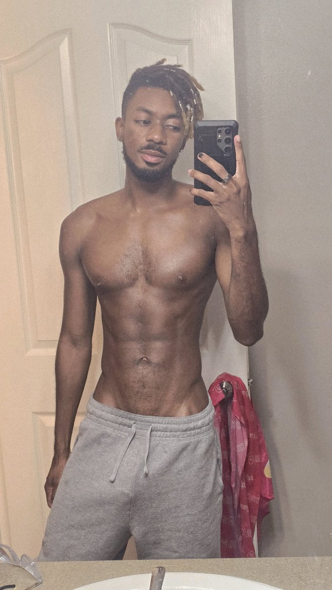 daiquirisplash's tweet photo. Is this too much for twitter? 
#gay #bi https://t.co/f6JJm587ME