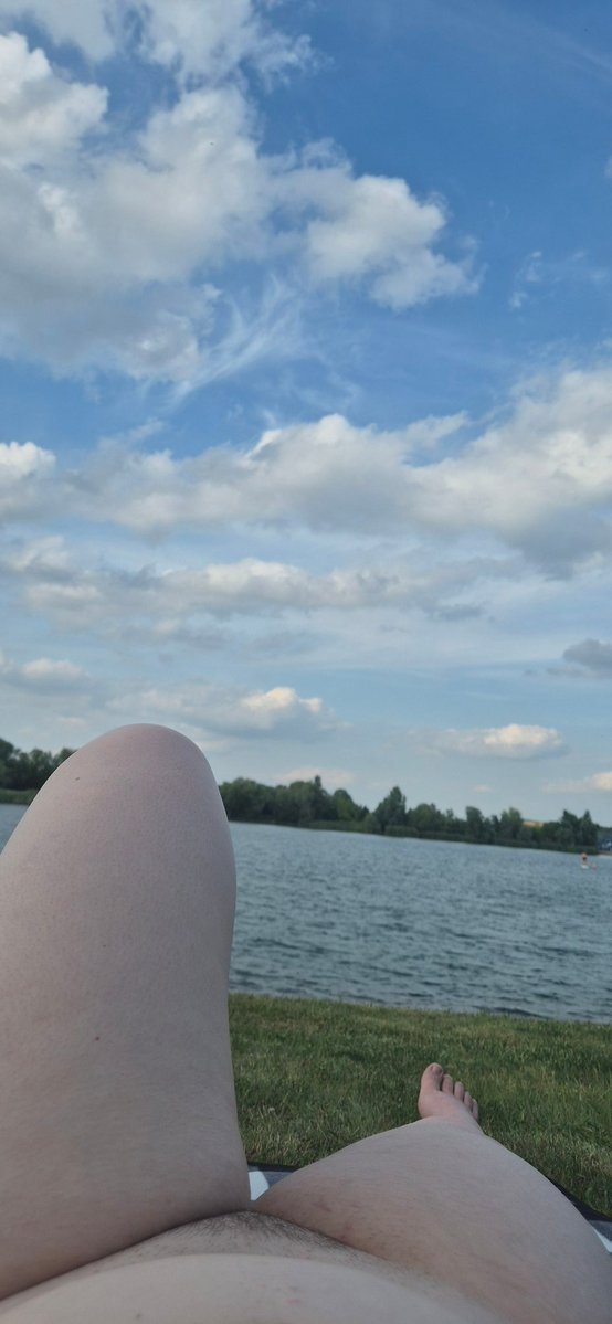 Sofyx00's tweet photo. Chilling on the beach 

#FKK #NUDE #NSFW #NUDIST https://t.co/xXQPFj8Zom
