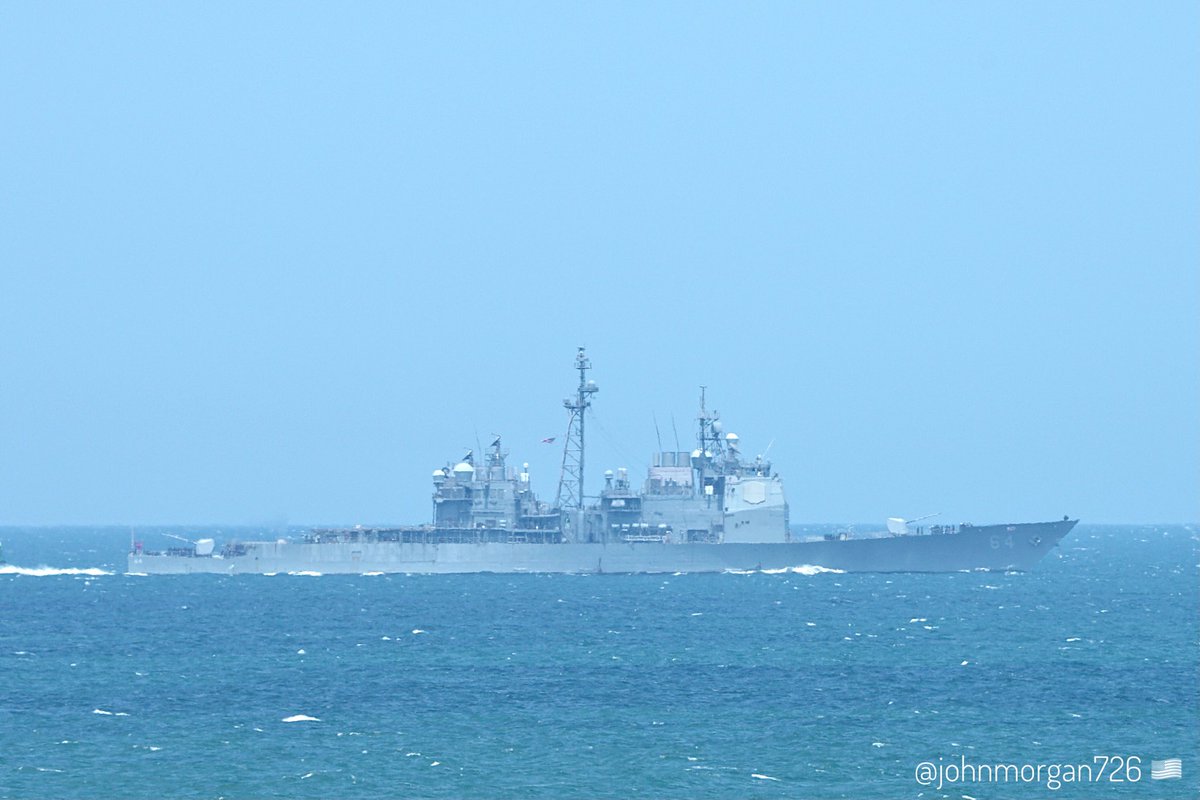 johnmorgan726's tweet photo. USS GETTYSBURG (CG-64) 🇺🇸 Ticonderoga-class guided missile cruiser four miles off the coast of Virginia Beach after leaving Naval Station Norfolk (NOB) Virginia. #UnitedStatesNavy #ShipsInPics #CG64 #USSGettysburg https://t.co/vfJk5mfwgR