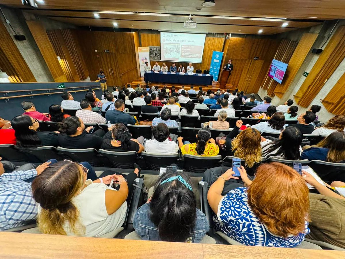 SergioLopez_S's tweet photo. Asistimos a la presentación oficial del Plan Estratégico Sectorial de Educación del Estado de Oaxaca, un instrumento clave para alinear la política educativa con los principios de la Nueva Escuela Mexicana, colocando al centro a nuestras y nuestros estudiantes.

Con este esfuerzo se inicia una nueva etapa para el sector, sustentada en la planeación estratégica, la inclusión, la equidad y la mejora continua de la enseñanza y el aprendizaje.

Desde el @CECyTEOaxaca nos sumamos con compromiso para transformar la educación en beneficio de las juventudes oaxaqueñas.

#CECyTEO