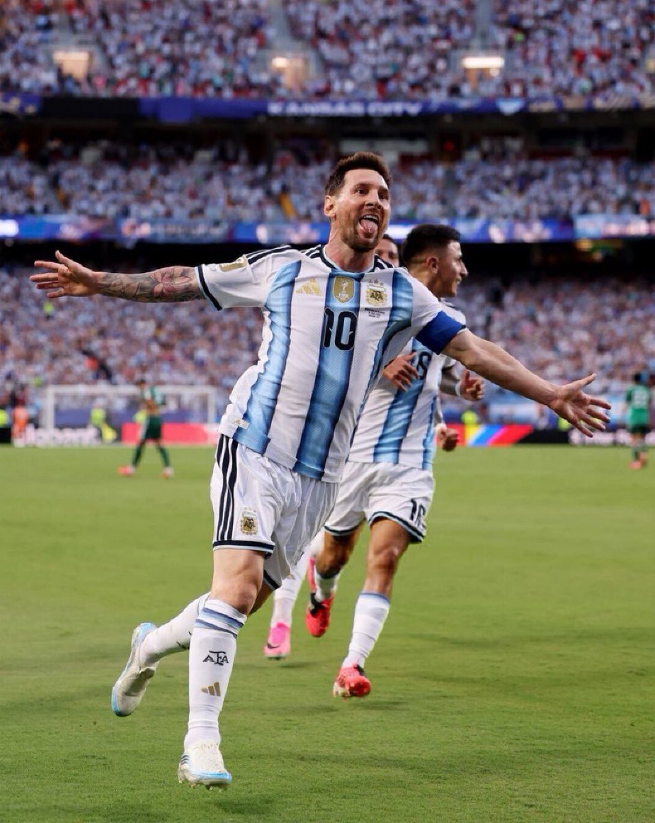 iijmool's tweet photo. L E G E N D 🐐 https://t.co/SuA0nVdBNr