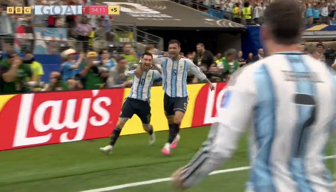 JeffFcb14's tweet photo. DOBLETE DE MESSI 

ESTÁ ENFERMOOOOO https://t.co/X07Yb8S9mu
