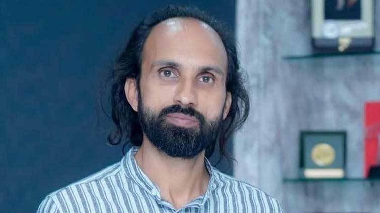 QaisarJaved_'s tweet photo. Ahmad Farhad has also been arrested in Bagh Pakistani Administrated Kashmir in relation to his support for Jammu Kashmir Joint Awami Action Committee. 

The state is not letting anyone peacefully protest for their basic rights. 

#RightsMovementAJK https://t.co/hsJL2lXfgV
