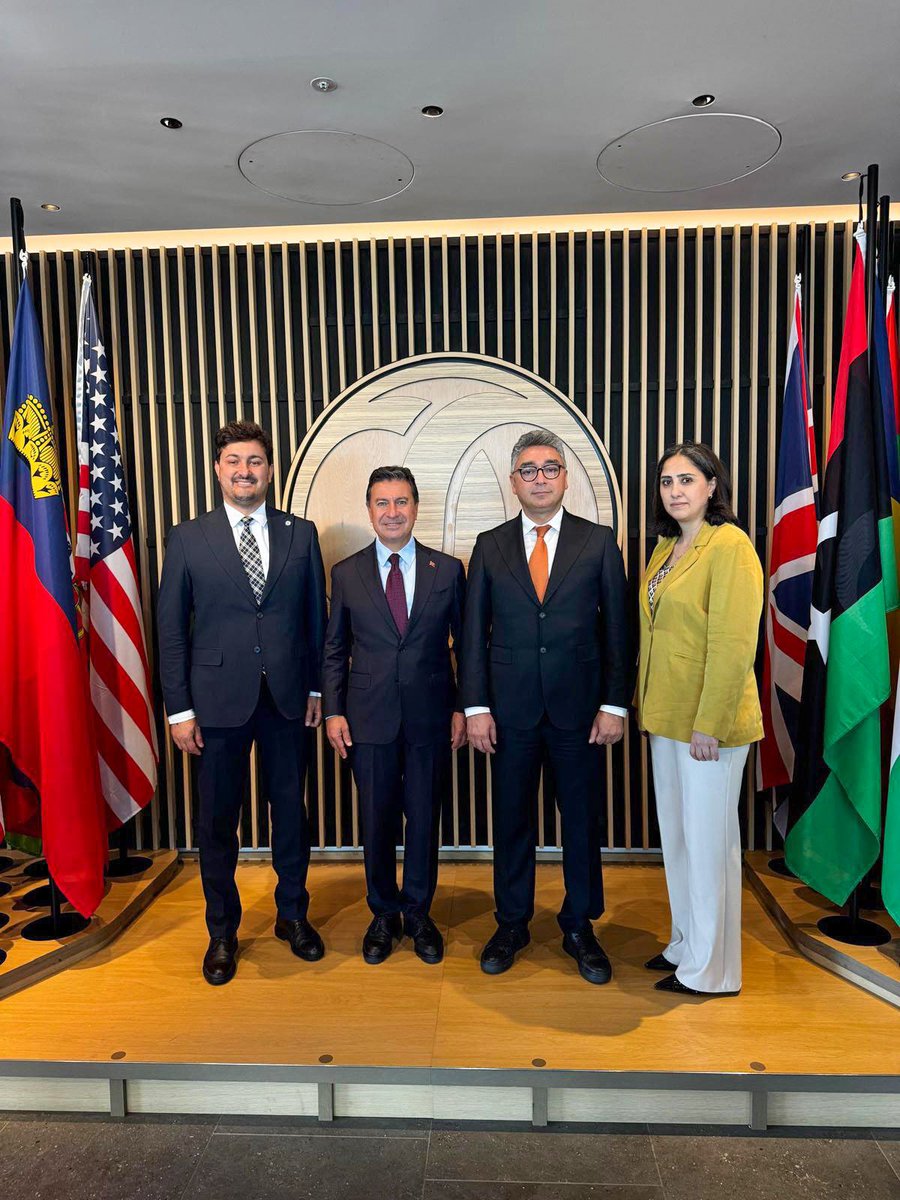 arasahmetmugla's tweet photo. Londra’da, Avrupa İmar ve Kalkınma Bankası (EBRD) Yeşil Şehirler Programı kapsamında Muğla’mız için önemli bir adım attık.

EBRD ile imzaladığımız mutabakat anlaşmasıyla Muğla, Yeşil Şehirler Programı’na katılan Türkiye’deki altıncı şehir oldu. Bu iş birliğiyle kentimizin çevresel sürdürülebilirliğini güçlendirecek, iklim krizine karşı direncini artıracak ve geleceğe yönelik önemli yatırımları hayata geçireceğiz.

Bugünü değil, geleceği planlıyor; Muğla’yı yarınların dirençli kentleri arasına taşımak için çalışıyoruz.