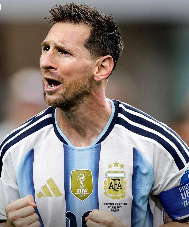 fearlessreds's tweet photo. The long debate is finally over. At this grand stage against the world's best, Messi has proven that at 38, he is the REAL G.O.A.T. https://t.co/zwlmKUSCP5