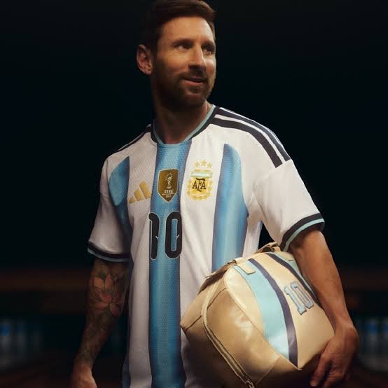imkevin149's tweet photo. Messi is peaking again at 38
Kohli is peaking again at 37

Two Goats in their respective fields https://t.co/MGCcdsa7k9
