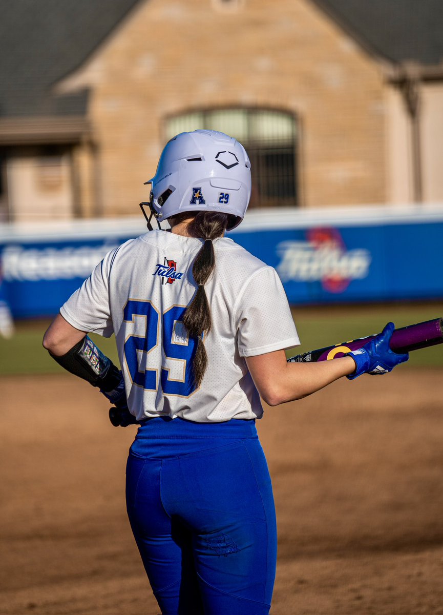 tallulahpas's tweet photo. After much consideration, I have officially entered the transfer portal with 1 year of eligibility remaining.
@SoftballPortal @JWall1820 
MI/UTL
Contact:
Tallulahpascucci08@gmail.com
(479) 321-0369 https://t.co/4V0hFpXWb9