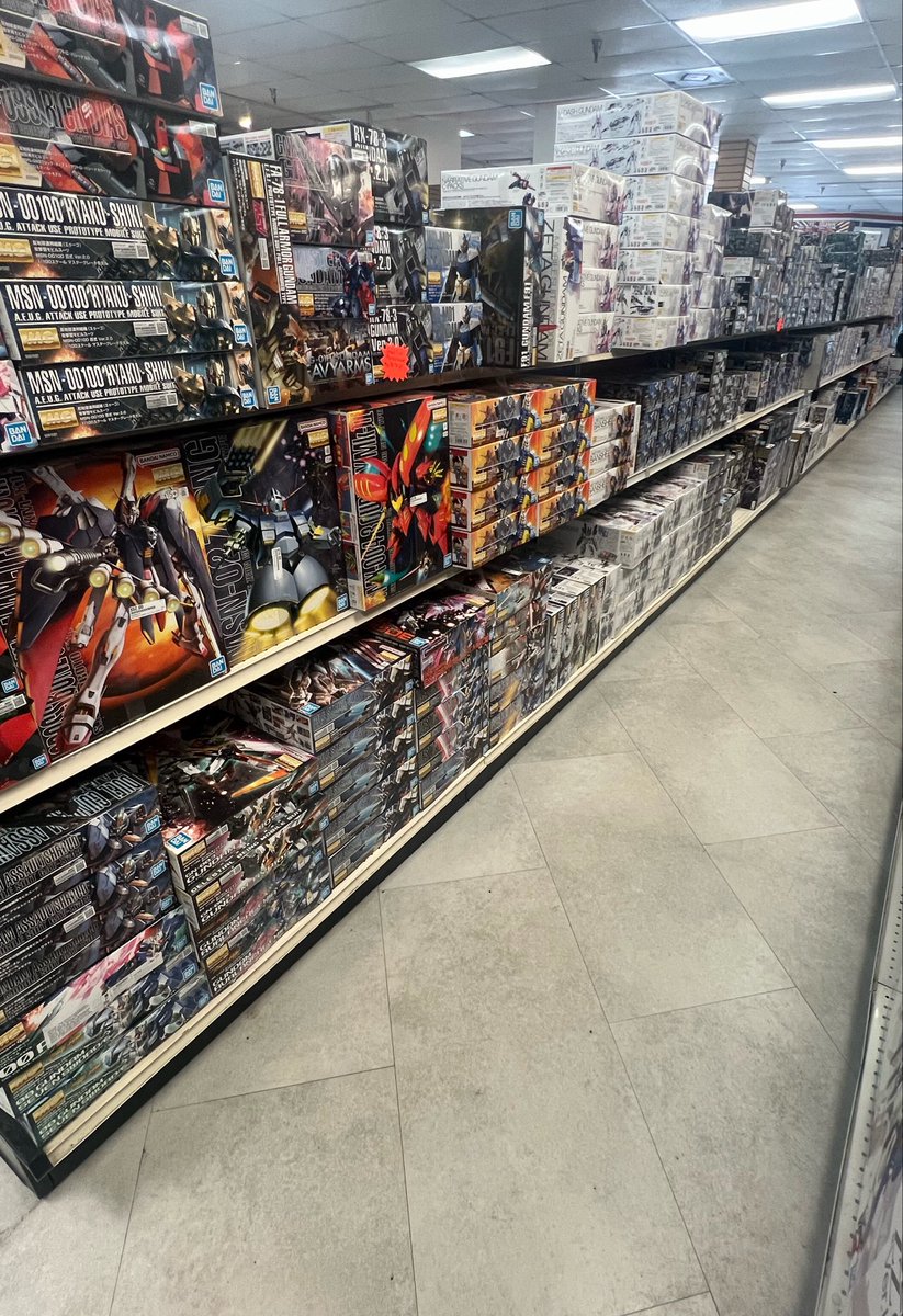 RedMemoraiza's tweet photo. Ah i love gunpla https://t.co/zL16zXOe0X