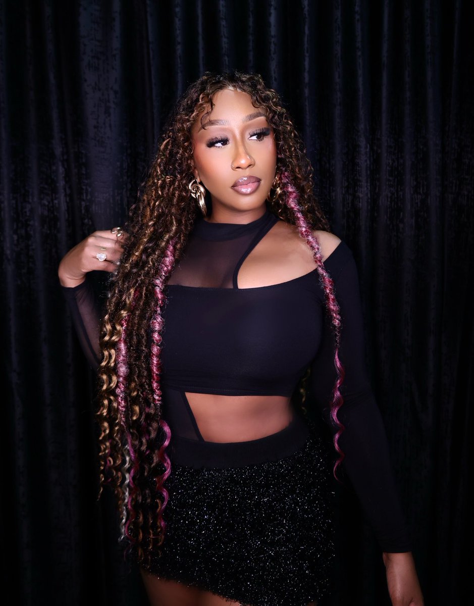 VICTORIA_KIMANI's tweet photo. 🌸 https://t.co/QW5EEKavV1 https://t.co/U50KuGEXCY