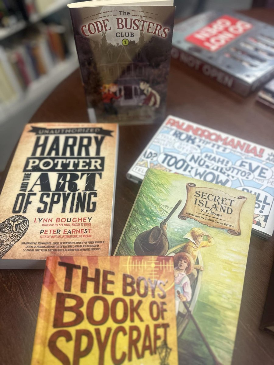 NatCryptoMuseum's tweet photo. 🧐✨This summer, let your little detectives dive into the captivating world of code making & breaking at the #NCM. Our library is a treasure trove of mysterious messages waiting to be discovered!
Get a #CryptoKids Challenge & break codes to discover where history meets mystery! https://t.co/tY7bOdVNBU